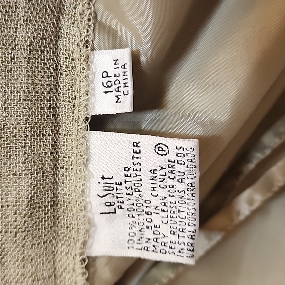 **SOLD**Le Suit Pant Suit from Macy's Light Olive Green - Picture 10 of 10